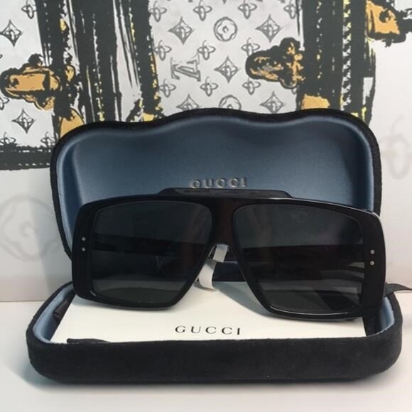 New Authentic Black Rectangular Sunglasses GG1369S 001 - Picture 7 of 10